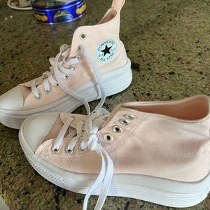 Converse Chuck Taylor All Star Move Girls' Platform Sneakers like new